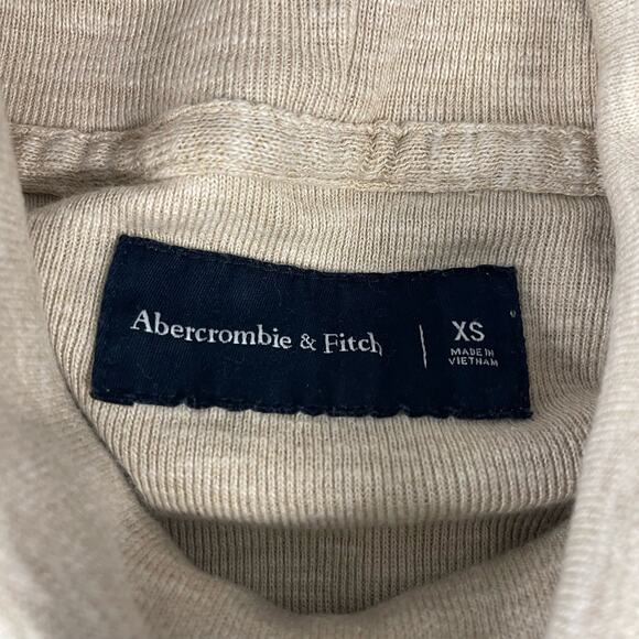 Abercrombie & Fitch Women's Sweater Size XS Long Sleeve Pull Over Cream - Picture 3 of 10